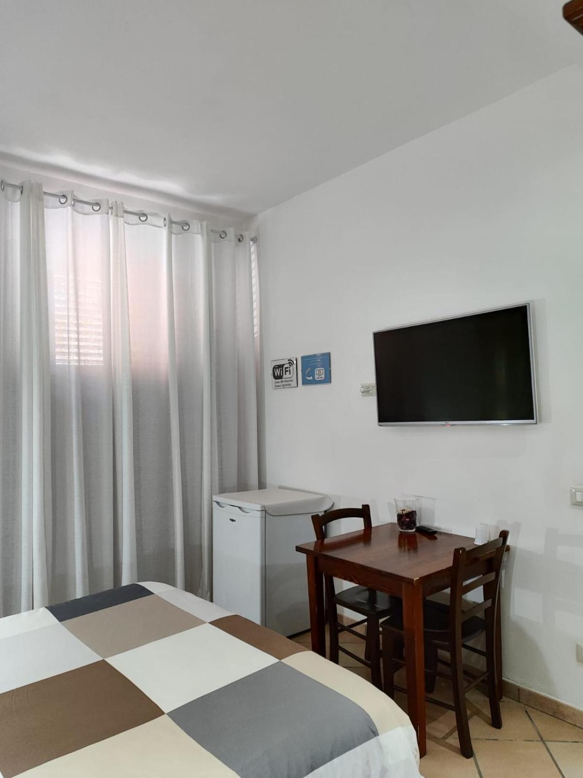 Bed And Breakfast Alberini 노토 외부 사진