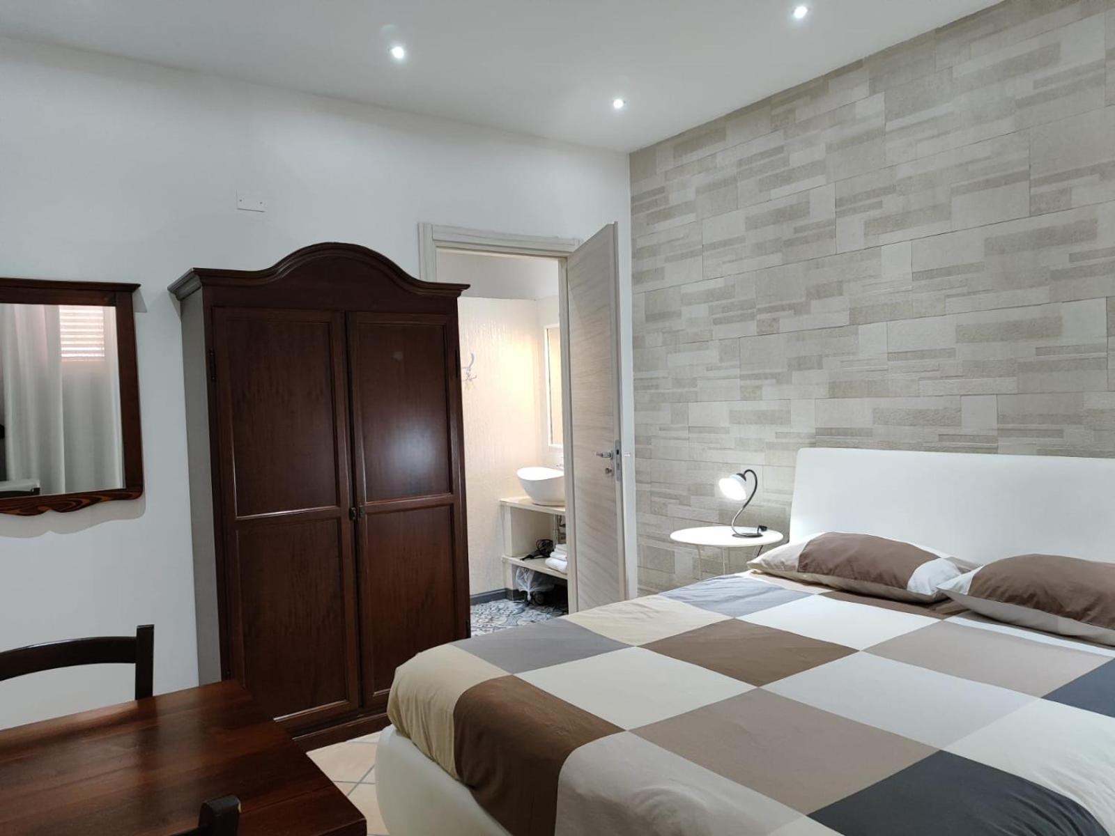Bed And Breakfast Alberini 노토 외부 사진