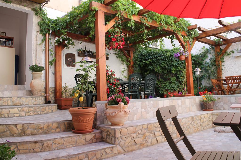 Bed And Breakfast Alberini 노토 외부 사진